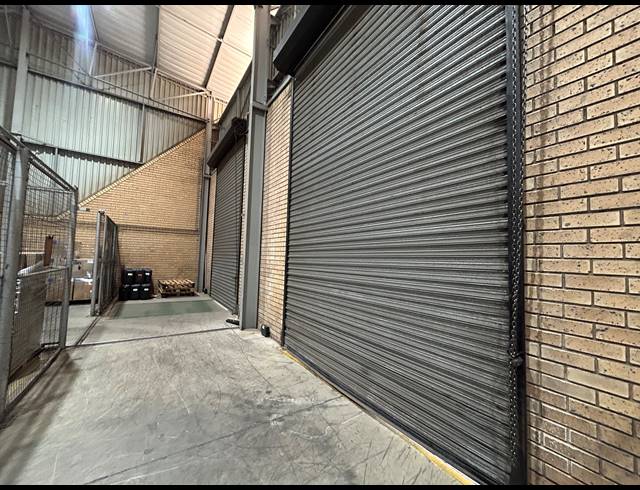1,600M² WAREHOUSE TO LET IN SPARTAN
